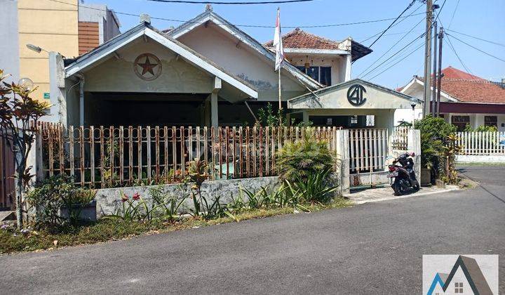 Rumah Klasik Kliningan, Area Buah Batu. Siap Huni, Good Location 2