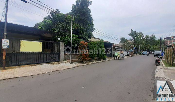 Rumah Usaha Surya Sumantri Mainroad. Area Komersial Good Location 2