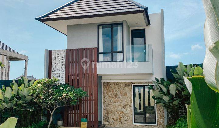 2-storey house in the middle of Denpasar city with a beautiful environment. 1