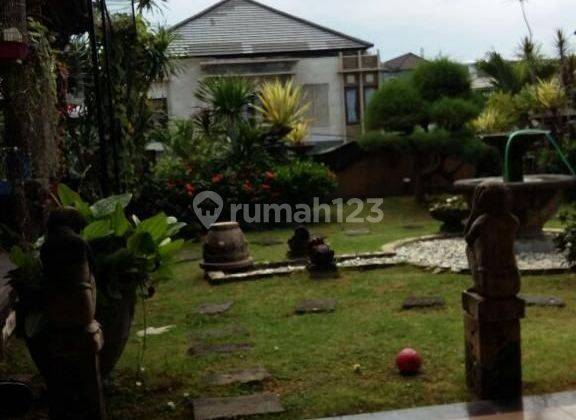 Second hand luxury house, large land in West Gatsu Denpasar 2