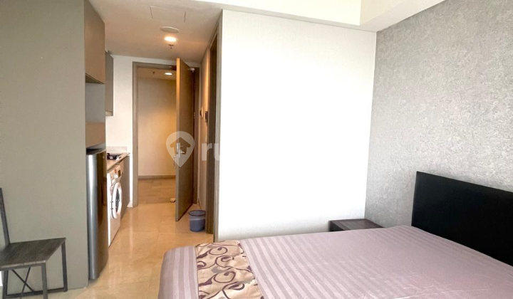 For Rent Gold Coast Apartment, Bahama Tower, Studio, Sea View, Balcony, Fully Furnished 2