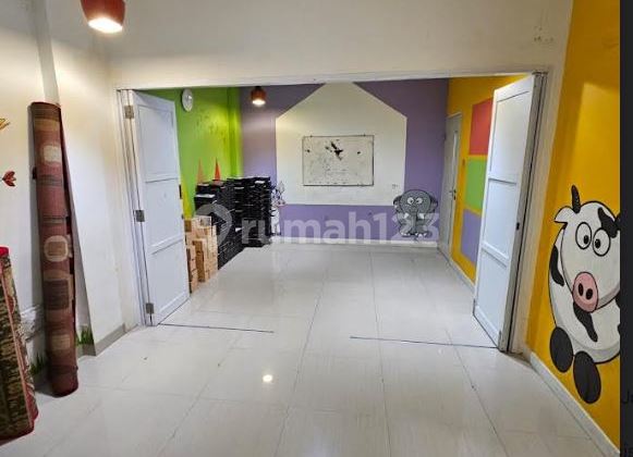 Ruko 3 Lantai, Desain Cantik, Jalan Raya Kresek, Duri Kosambi, Lokasi Strategis