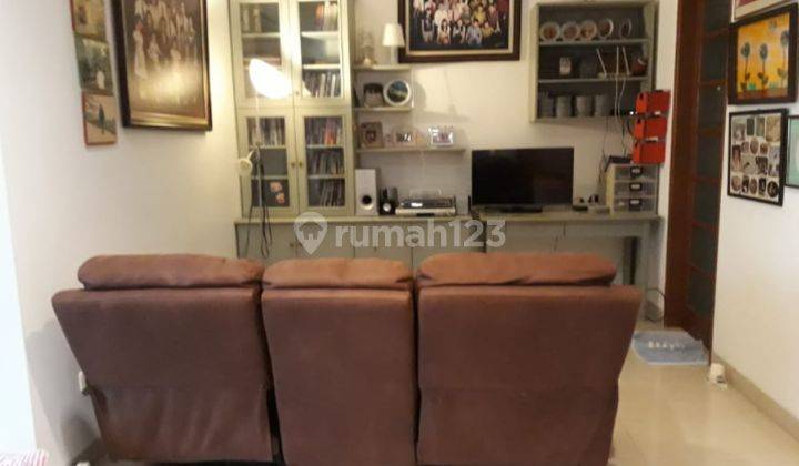 Rumah Permata Buana Uk 8x18, 2 Lantai, Shm, Bagus Rapi 1