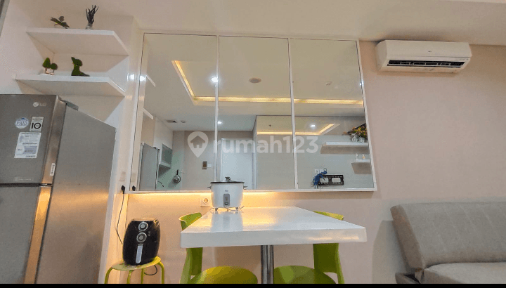 Apartemen Sky Terrace, 1 Br, Furnished, Sky Lounge 2