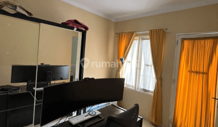 Rumah 2 Lantai Metland Puri, Furnished, Bagus 2