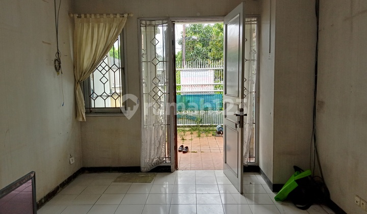 Metro Permata 1 House, Size 6X13, Freehold Certificate, Facing Garden, Near Karang Tengah Toll Road 2