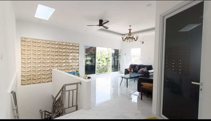 Dijual Rumah Kresek Indah, Duri Kosambi, Hoek, Uk 179 M2, Bagus, Full Renov 2