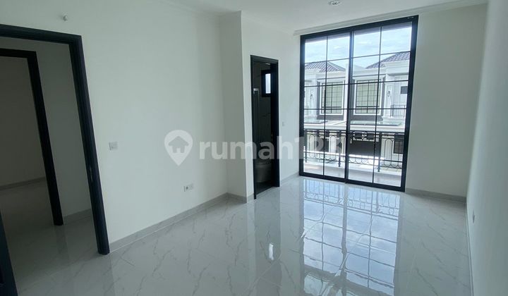 For Rent New House Villa Pasir Putih PIK 2, Size 8x12.5, Near PIK 2 Toll Road 2