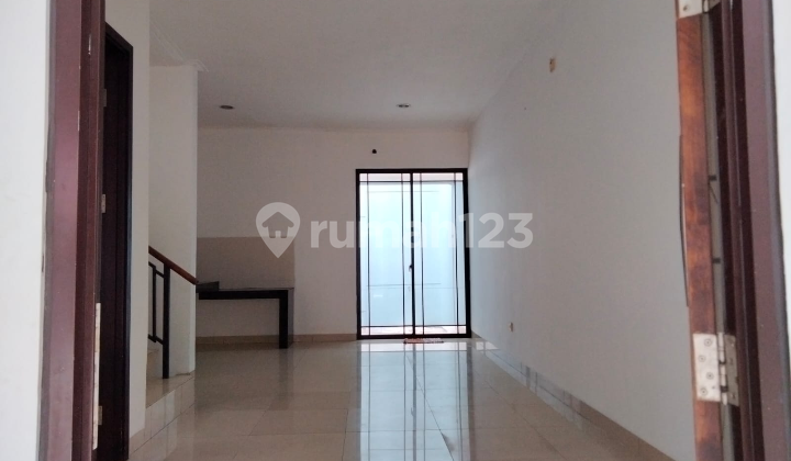 Disewa Rumah Green Lake City, Cluster Asia, Luas 6x16 2