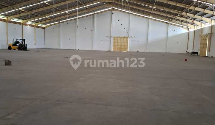 Warehouse For Sale in Genuk Area, East Semarang 1