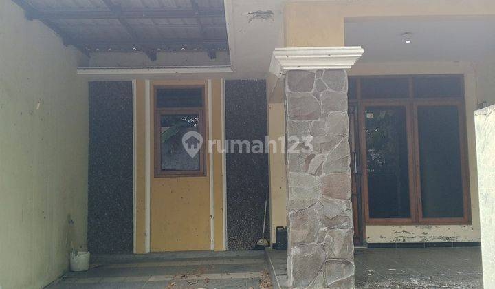 Rumah Strategis Siap Huni Bagus di Ganesha Barat 1