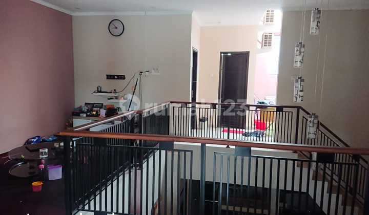 Dijual Rumah Di Area Graha Padma Semarang Barat 2