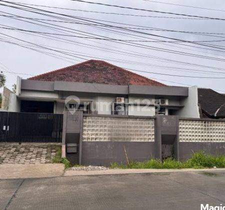 Rumah Kos Bagus dan Luas Strategis di Jalan Hasanudin 1