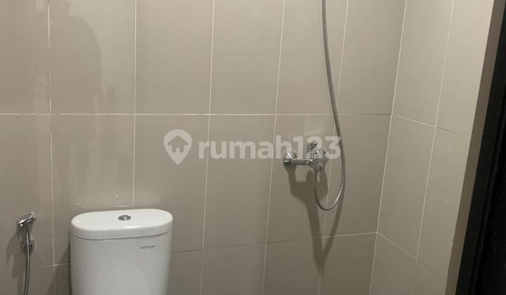 Rumah Minimalis 2 Lantai Siap Huni di Cluster Jura Metland Menteng Jakarta Timur 2