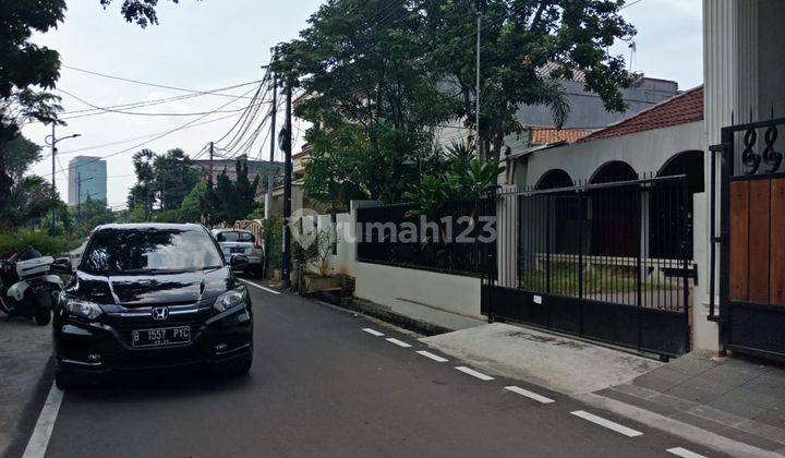 Dijual Rumah 2 Lantai di Cempaka Putih Tengah Jakarta Pusat  2