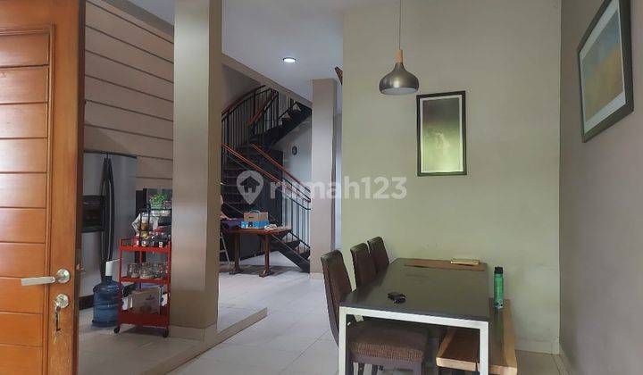 Dijual Cepat Rumah Cantik 2,5 Lantai di Rawamangun Pulo Gadung, Jakarta Timur 2