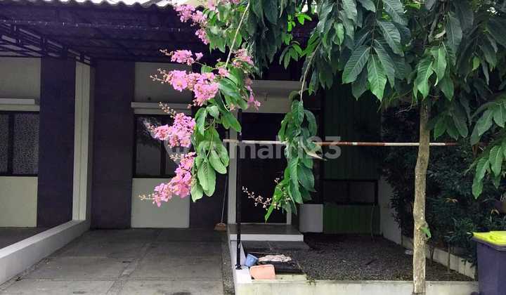 House In Greenara Residence Cluster Ebony Harapan Indah Bekasi