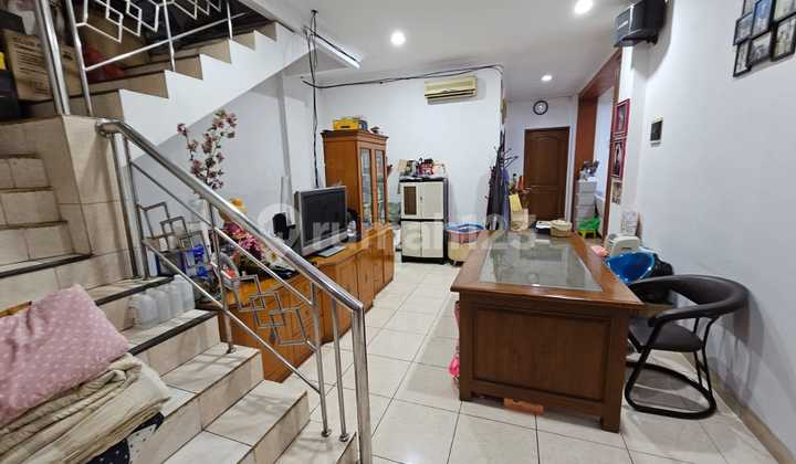 Dijual Rumah 3 lantai di Mangga Besar, Taman Sari Jakarta Pusat 2