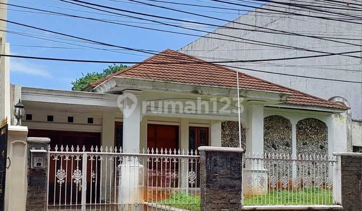 Rumah Cempaka Putih Tengah Jakarta Pusat