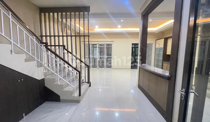 rumah di pantai indah kapuk 1  jakarta utara 2