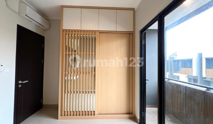 Rumah 2 Lantai Cantik Dan Siap Huni Di Summarecon Crown Gading Kota Harapan Indah Bekasi 2