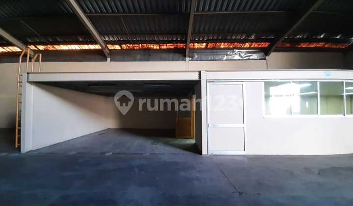 Spacious Warehouse and Strategic Location in Sunter, North Jakarta Spacious Warehouse and Strategic Location in Sunter, North Jakarta