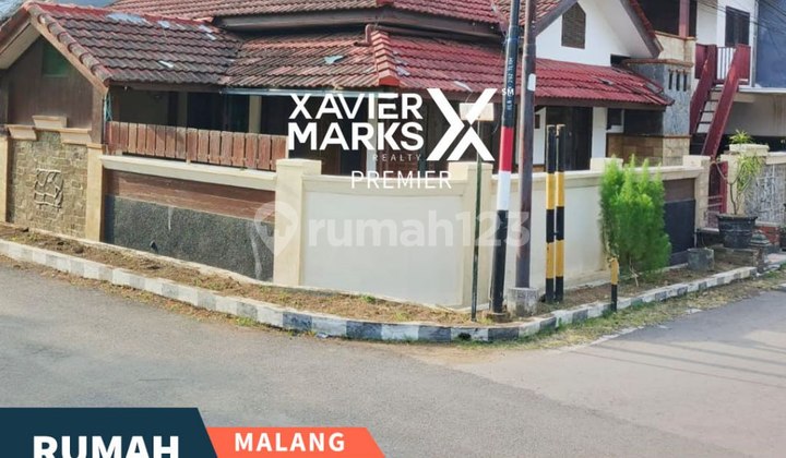 Semi-Furnished Aesthetic House Hook Position in Sulfat Agung Malang Semi-Furnished Aesthetic House Hook Position in Sulfat Agung Malang