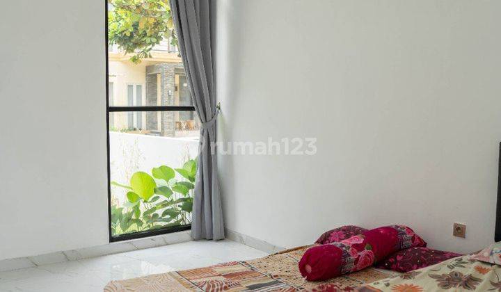 Villa Cantik Nyaman Furnish Full di Riverside Blimbing Malang 2