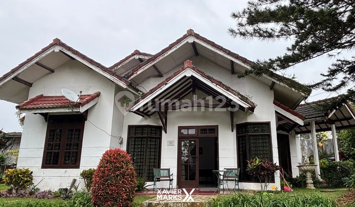 V1 Dijual Villa Asri Taman Luas Poros Jalan di Abd Gani Batu