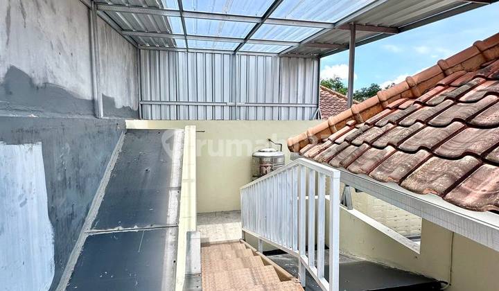 Well-Maintained Clean House in Araya Blimbing, Malang City Well-Maintained Clean House in Araya Blimbing, Malang City