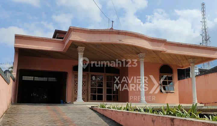 V1 Dijual Rumah Tanah Luas Pinggir Jalan Dekat Wisata di Batu Malang 1