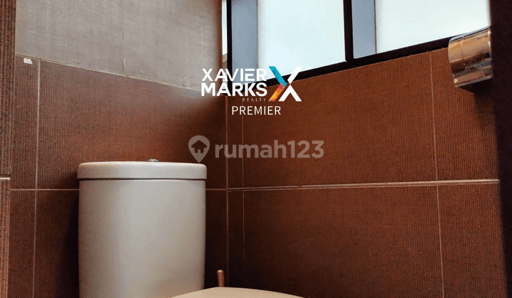 Ruang usaha Serba Guna 2 Lantai Bagus Aktif di Klojen Malang