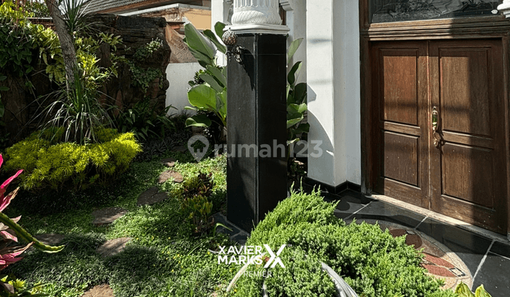 V1 Dijual Rumah 2 Lantai Bagus di Pusat Kota Batu Malang 2