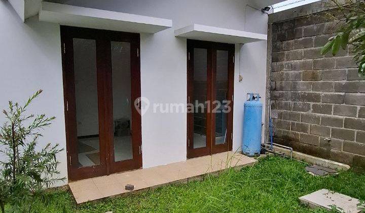 Rumah Semi Villa Suasana Sejuk Nyaman di Dieng Atas Malang 2