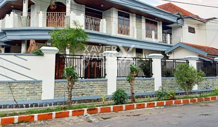 Rumah Mewah Hook Dan Kos Aktif Furnish di Candi Candi Malang 1