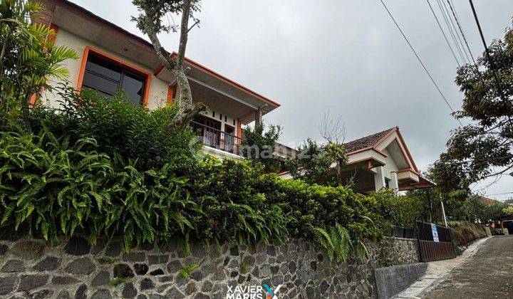 V1 Dijual Rumah Bagus 2 Lantai View Pegunungan di Tulungrejo Batu 2