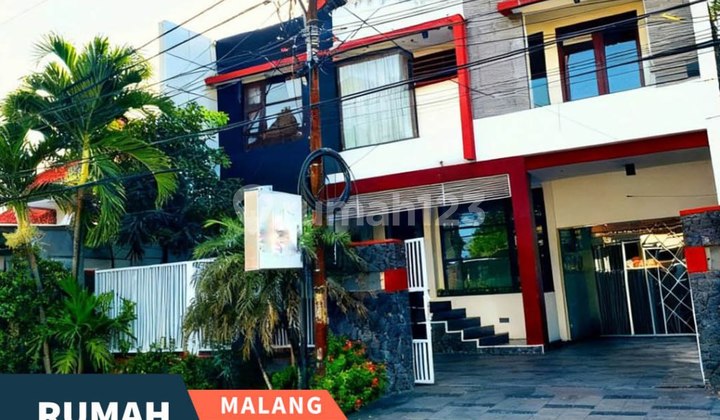 Dijual Rumah di Bunga Bunga Lowokwaru Malang Mewah 3 Lt