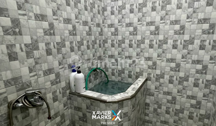 V1 Ready-to-Live House Near Jatim Park 2 on Dewi Sartika Street, Batu. V1 Ready-to-Live House Near Jatim Park 2 on Dewi Sartika Street, Batu.