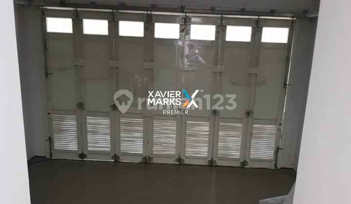 Aesthetic Luxury House with Private Pool in Araya Valley Malang 2