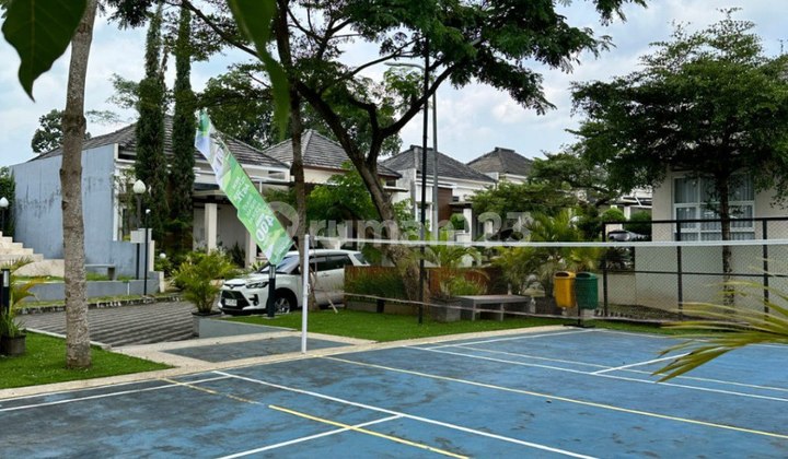 V1 Furnished Modern House Near Toll Exit in Cemorokandang, Malang 2