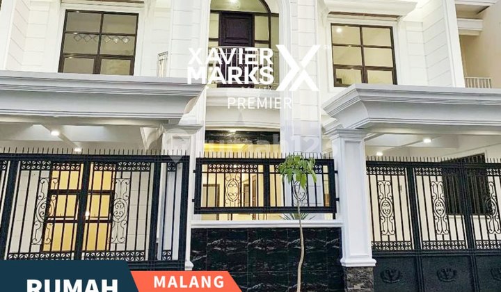 Rumah Mewah Banyak Kamar di Araya Golf Blimbing Malang