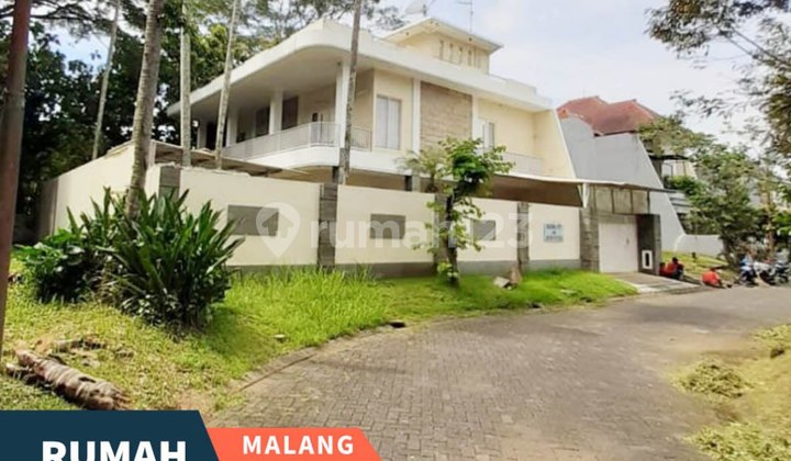 Rumah Hook di Araya Golf Blimbing Malang Kawasan Elit 1