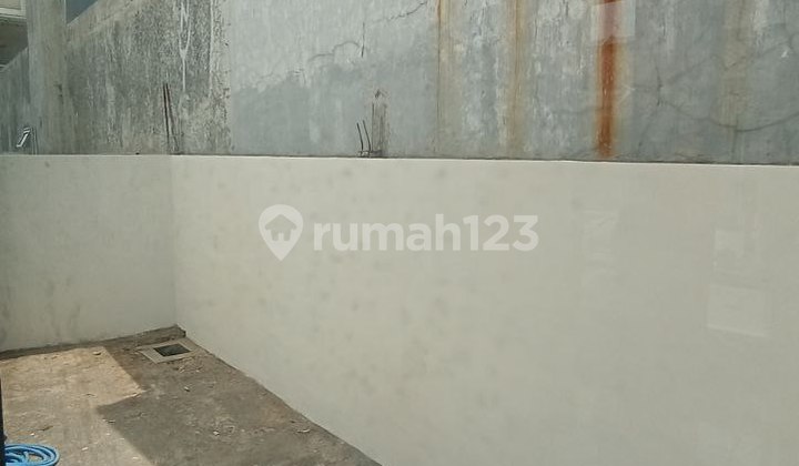 2-Story New House in Pandanwangi Sulfat Malang 2