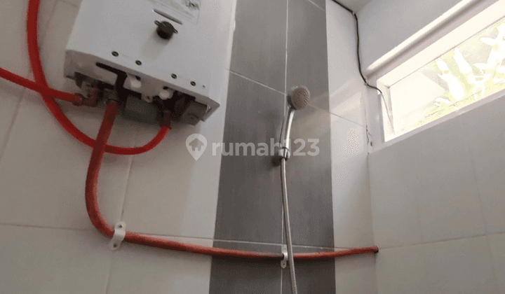 DISEWAKAN RUMAH SIAP HUNI FULL FURNISH SELANGKAH DARI BALAI KOTA, BATU MALANG 2