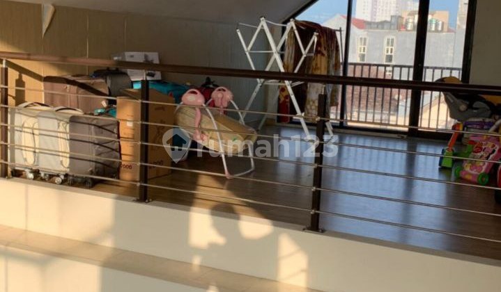 For Sale House in Bunga Bunga Lowokwaru Malang Luxury 3 Floors 2