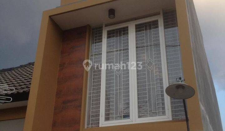 V1 Dijual Rumah Hook 1,5 Lantai di Tasikmadu Malang 2