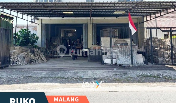 V1 For Sale: Attached 2-Storey Shop House in Sawojajar II, Malang