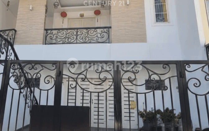 Beautiful Modern Classic Type House, Kano Cluster, PIK 1 North Jakarta