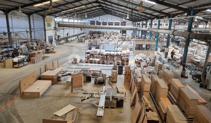 For Sale Spacious Factory Still Operating in Pantai Indah Dadap For Sale Spacious Factory Still Operating in Pantai Indah Dadap
