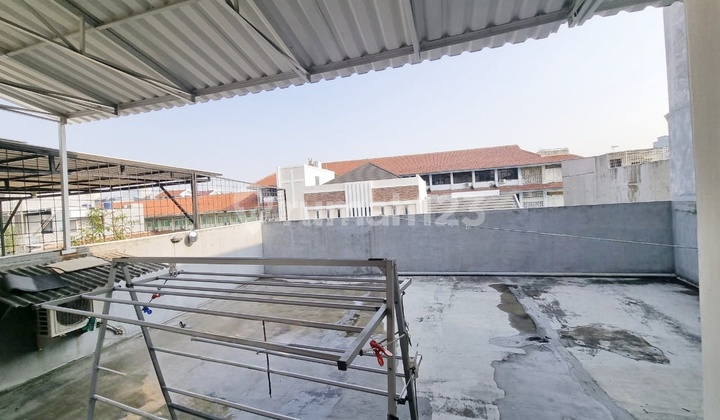 Rumah 3 Lantai Di Mangga Besar Jakarta Barat 2